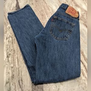 Levi 501 jeans, 29x34, button fly, original fit